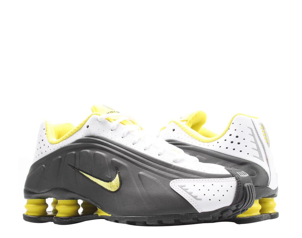 Running Shoes Size 7 W70243