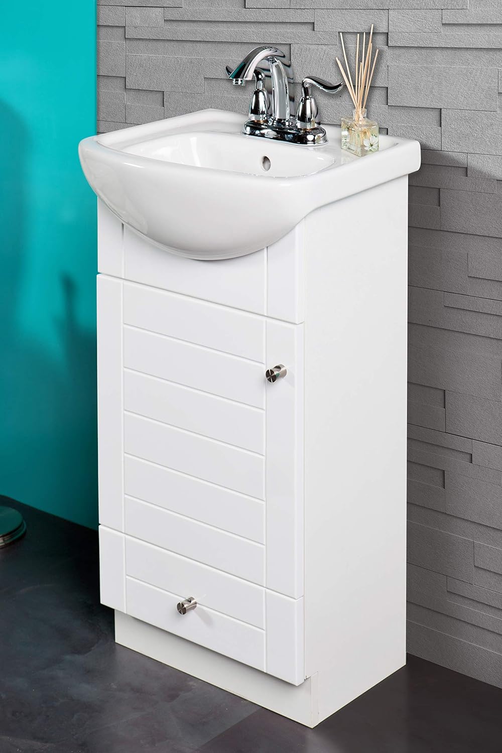 Small White Bathroom Vanity Cabinet and Sink Q371339
