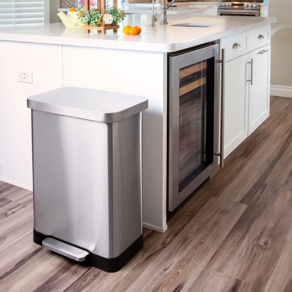 20 Gallon Stainless Steel Step On Kitchen Trash Can Y1320