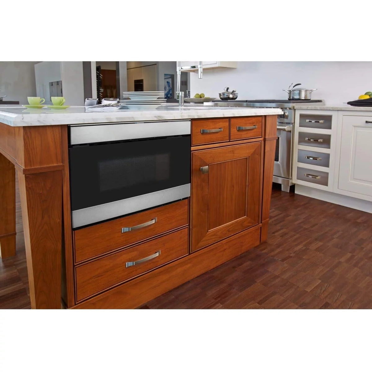 24" Wide 1.2 Cu. Ft. 950 Watt Microwave Drawer Oven X60380