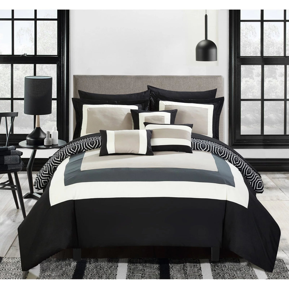 10 Piece Reversible Comforter Set Q9676