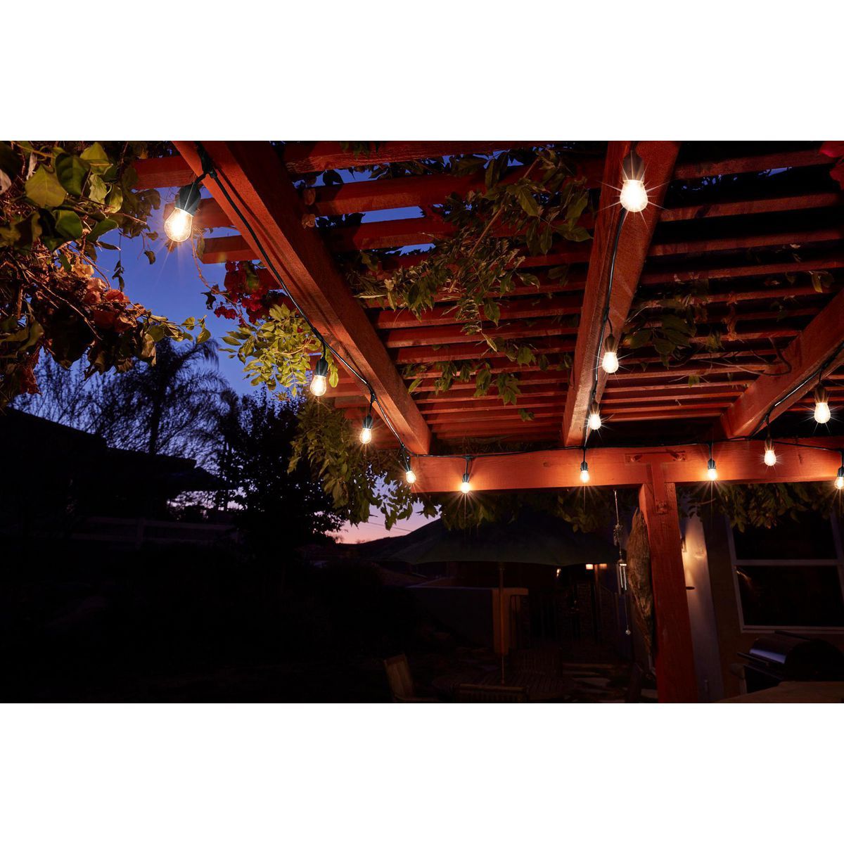 Black LED Outdoor String Lights Y58506