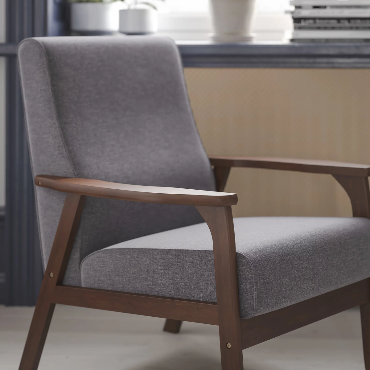 Dark Gray Faux Linen Living Room Chair P7681