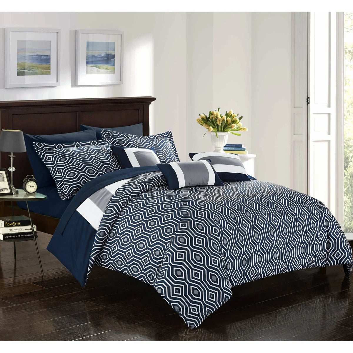 10 Piece Reversible Comforter Set Q9676