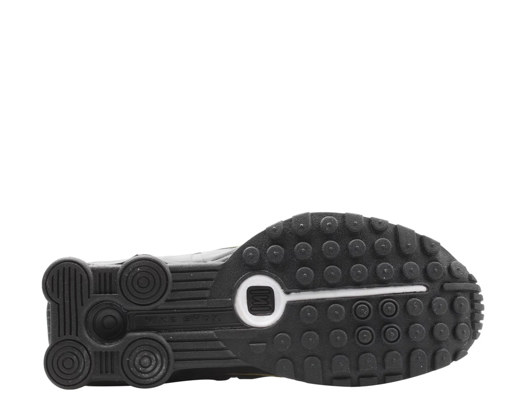 Running Shoes Size 7 W70243